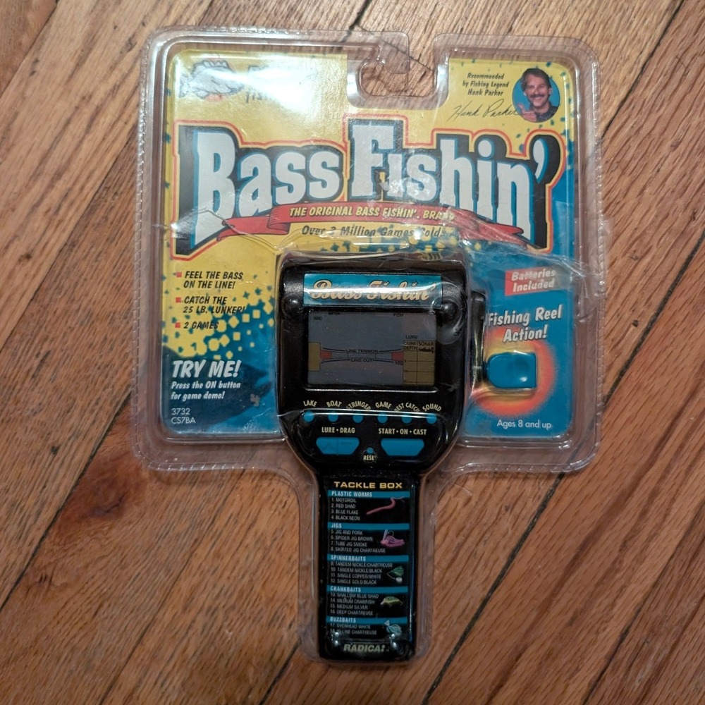 Radica Bass Fishin Handheld Electronic Game 1996 Vintage Fishing Toy 3732 CS7BA
